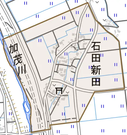 大字石田新田とその周辺の地図。町の範囲を重ねている