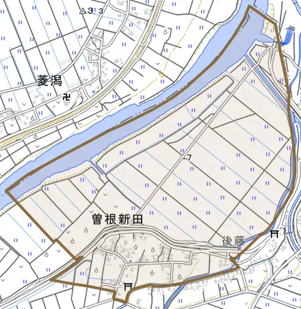 大字曽根新田とその周辺の地図。町の範囲を重ねている