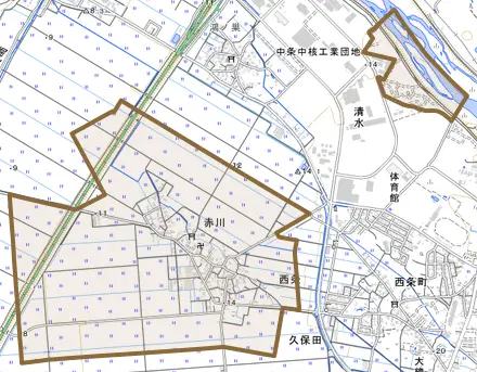 赤川とその周辺の地図。町の範囲を重ねている