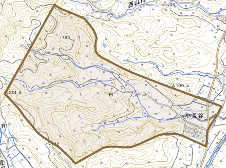 小長谷とその周辺の地図。町の範囲を重ねている