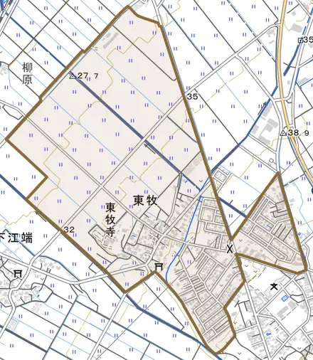 東牧とその周辺の地図。町の範囲を重ねている