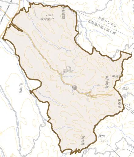 八箇とその周辺の地図。町の範囲を重ねている