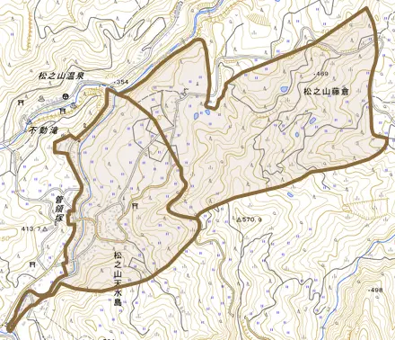 松之山天水島とその周辺の地図。町の範囲を重ねている