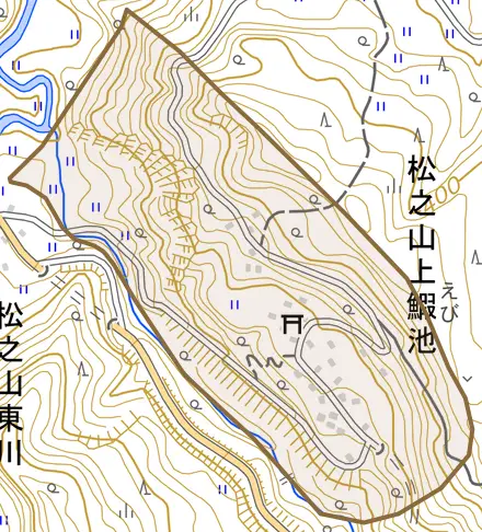 松之山上鰕池とその周辺の地図。町の範囲を重ねている
