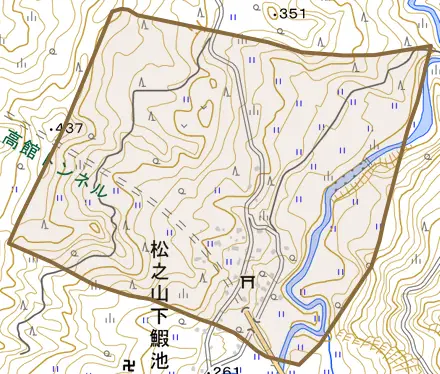 松之山下鰕池とその周辺の地図。町の範囲を重ねている