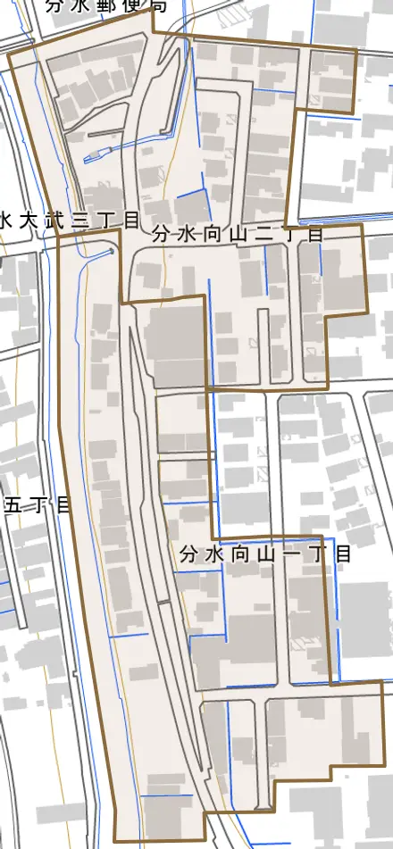 分水向山とその周辺の地図。町の範囲を重ねている