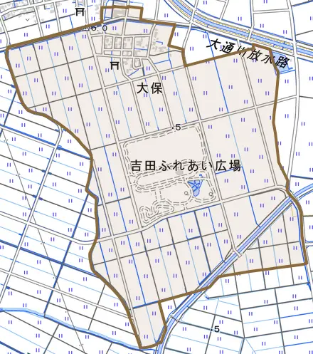 大保とその周辺の地図。町の範囲を重ねている