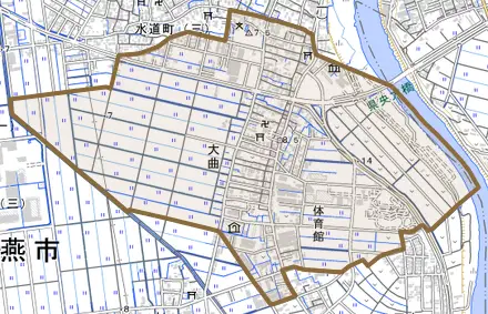 大曲とその周辺の地図。町の範囲を重ねている