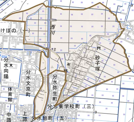 砂子塚とその周辺の地図。町の範囲を重ねている