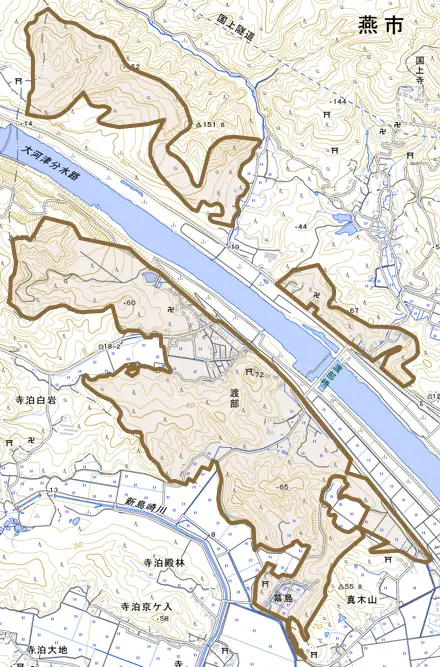 渡部とその周辺の地図。町の範囲を重ねている