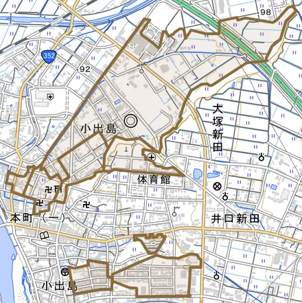小出島とその周辺の地図。町の範囲を重ねている