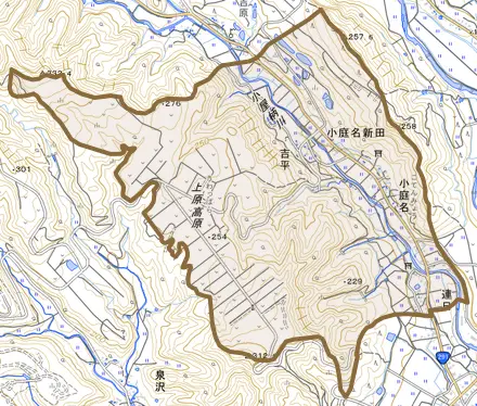 小庭名とその周辺の地図。町の範囲を重ねている