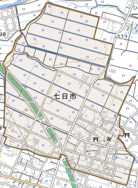 七日市とその周辺の地図。町の範囲を重ねている