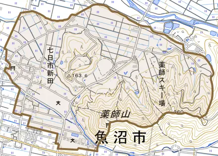 七日市新田とその周辺の地図。町の範囲を重ねている
