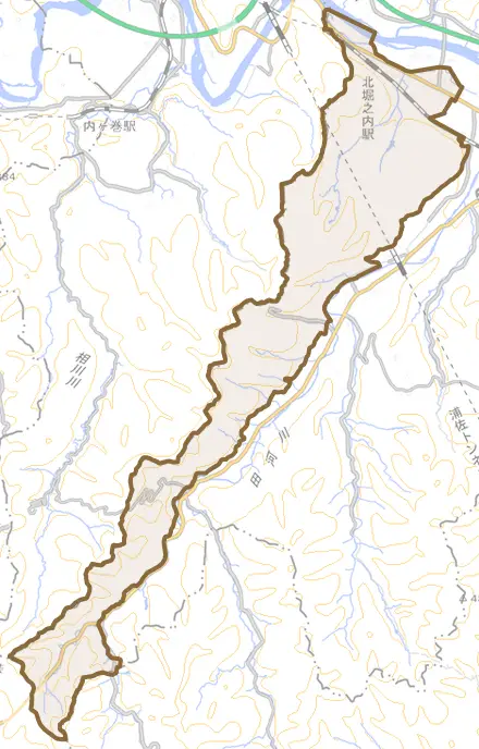 下島とその周辺の地図。町の範囲を重ねている