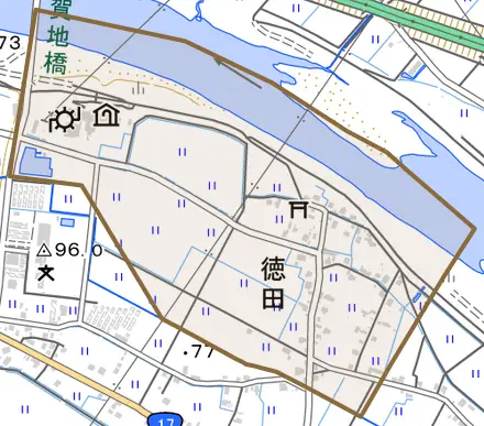 徳田とその周辺の地図。町の範囲を重ねている