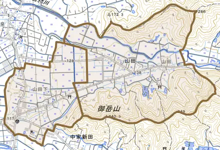 山田とその周辺の地図。町の範囲を重ねている