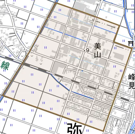 美山とその周辺の地図。町の範囲を重ねている
