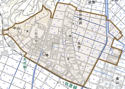 大字矢作とその周辺の地図。町の範囲を重ねている