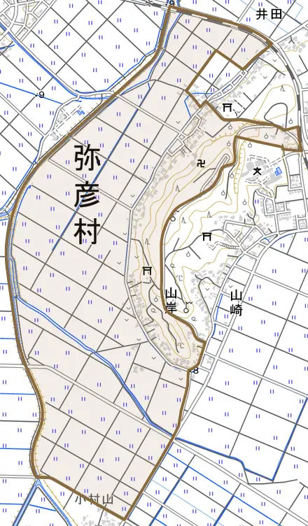 大字山岸とその周辺の地図。町の範囲を重ねている