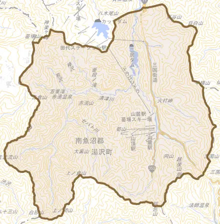 大字三国とその周辺の地図。町の範囲を重ねている