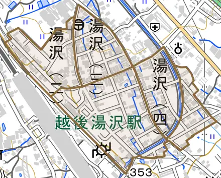 湯沢とその周辺の地図。町の範囲を重ねている