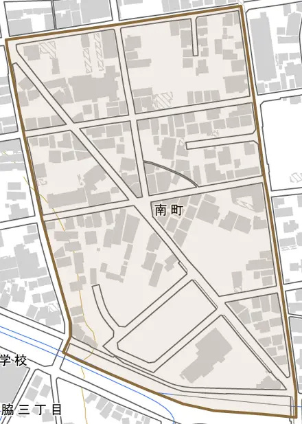 南町とその周辺の地図。町の範囲を重ねている