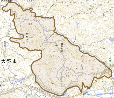千歳町船田とその周辺の地図。町の範囲を重ねている