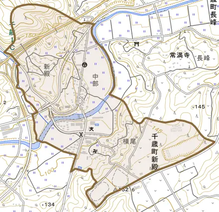 千歳町新殿とその周辺の地図。町の範囲を重ねている