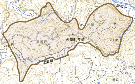 犬飼町長畑とその周辺の地図。町の範囲を重ねている