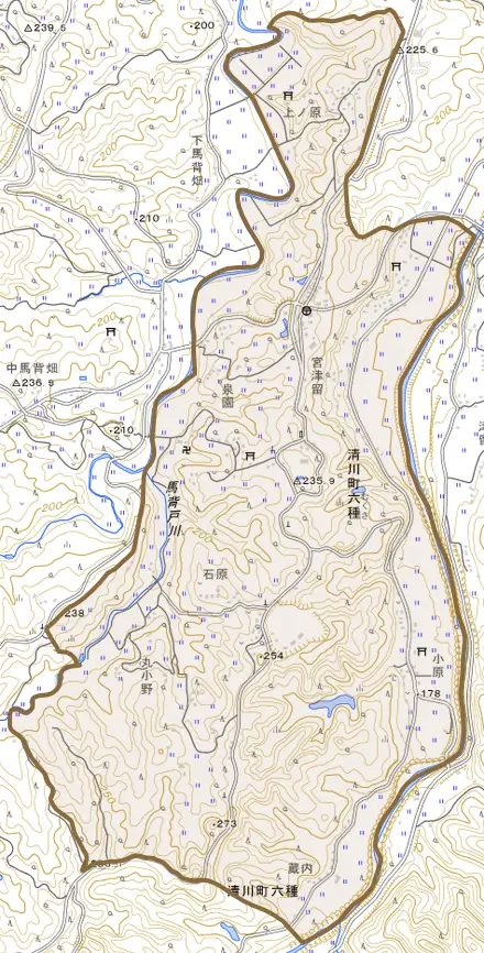 清川町六種とその周辺の地図。町の範囲を重ねている