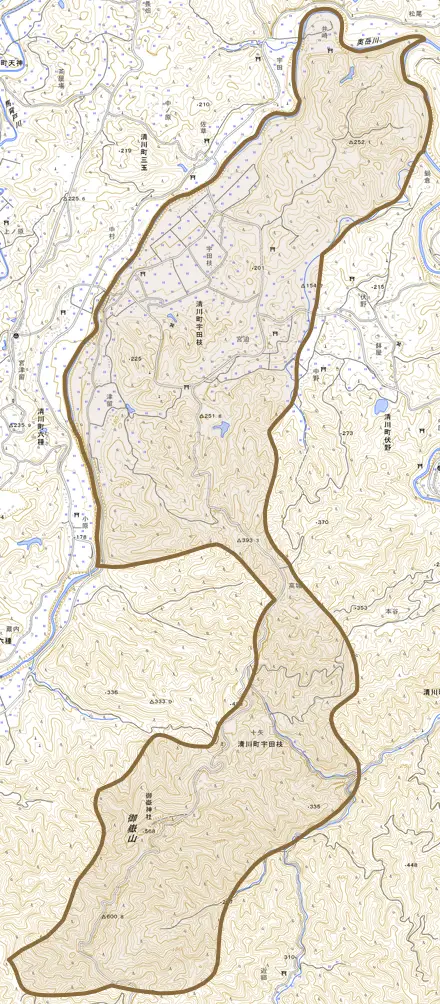清川町宇田枝とその周辺の地図。町の範囲を重ねている