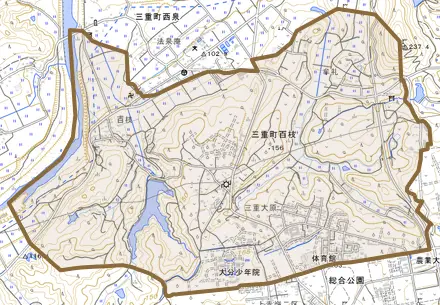 三重町百枝とその周辺の地図。町の範囲を重ねている
