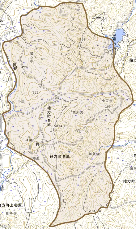 緒方町冬原とその周辺の地図。町の範囲を重ねている