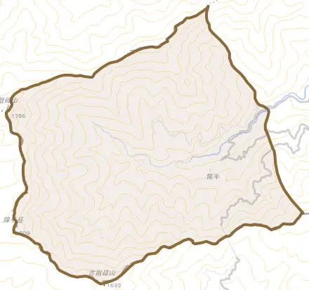 緒方町尾平鉱山とその周辺の地図。町の範囲を重ねている