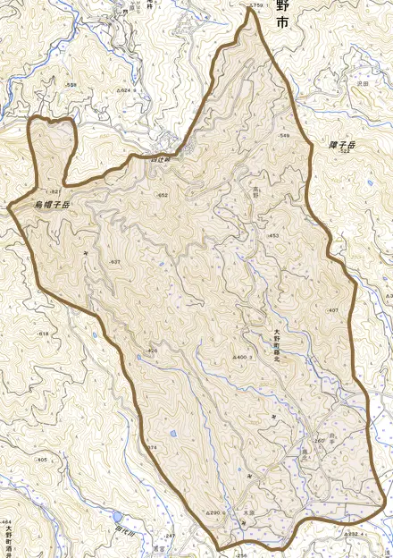 大野町藤北とその周辺の地図。町の範囲を重ねている