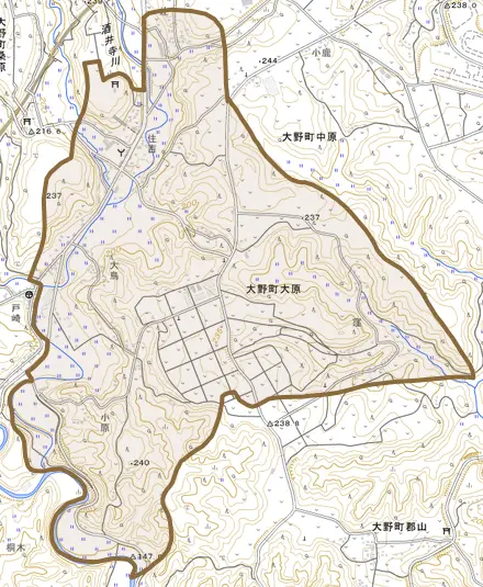 大野町大原とその周辺の地図。町の範囲を重ねている