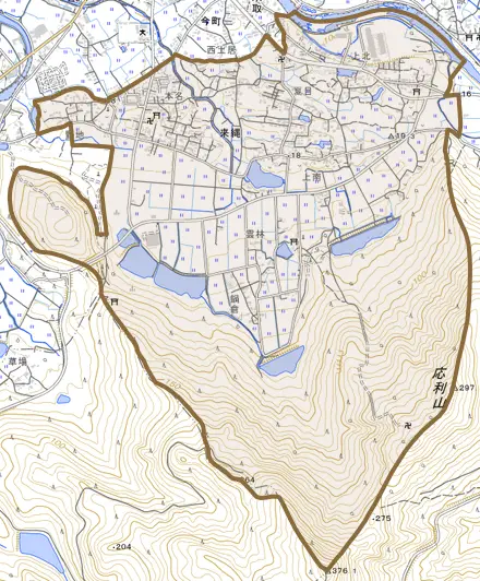 来縄とその周辺の地図。町の範囲を重ねている