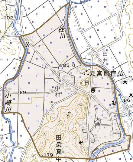 田染真中とその周辺の地図。町の範囲を重ねている