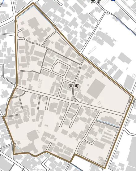 東町とその周辺の地図。町の範囲を重ねている