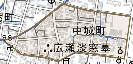 中城町とその周辺の地図。町の範囲を重ねている