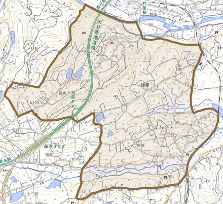 大字相原とその周辺の地図。町の範囲を重ねている