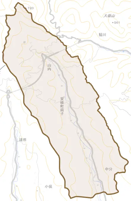 安岐町両子とその周辺の地図。町の範囲を重ねている