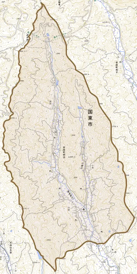 安岐町明治とその周辺の地図。町の範囲を重ねている