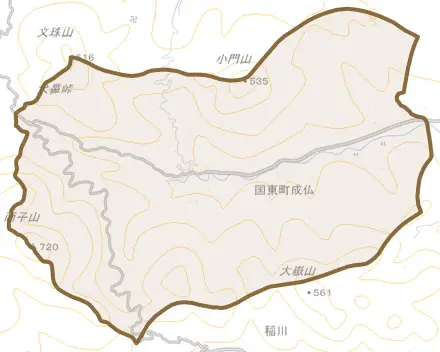 国東町成仏とその周辺の地図。町の範囲を重ねている