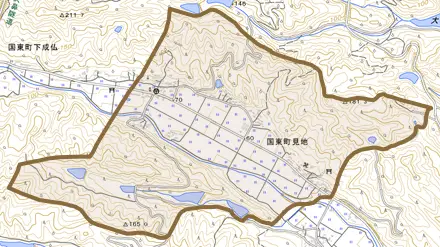 国東町見地とその周辺の地図。町の範囲を重ねている