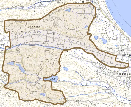 国東町富来とその周辺の地図。町の範囲を重ねている