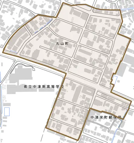 丸山町とその周辺の地図。町の範囲を重ねている