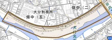 大字畑中とその周辺の地図。町の範囲を重ねている