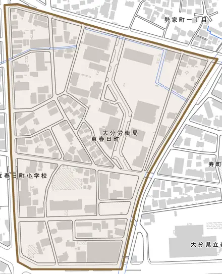 東春日町とその周辺の地図。町の範囲を重ねている
